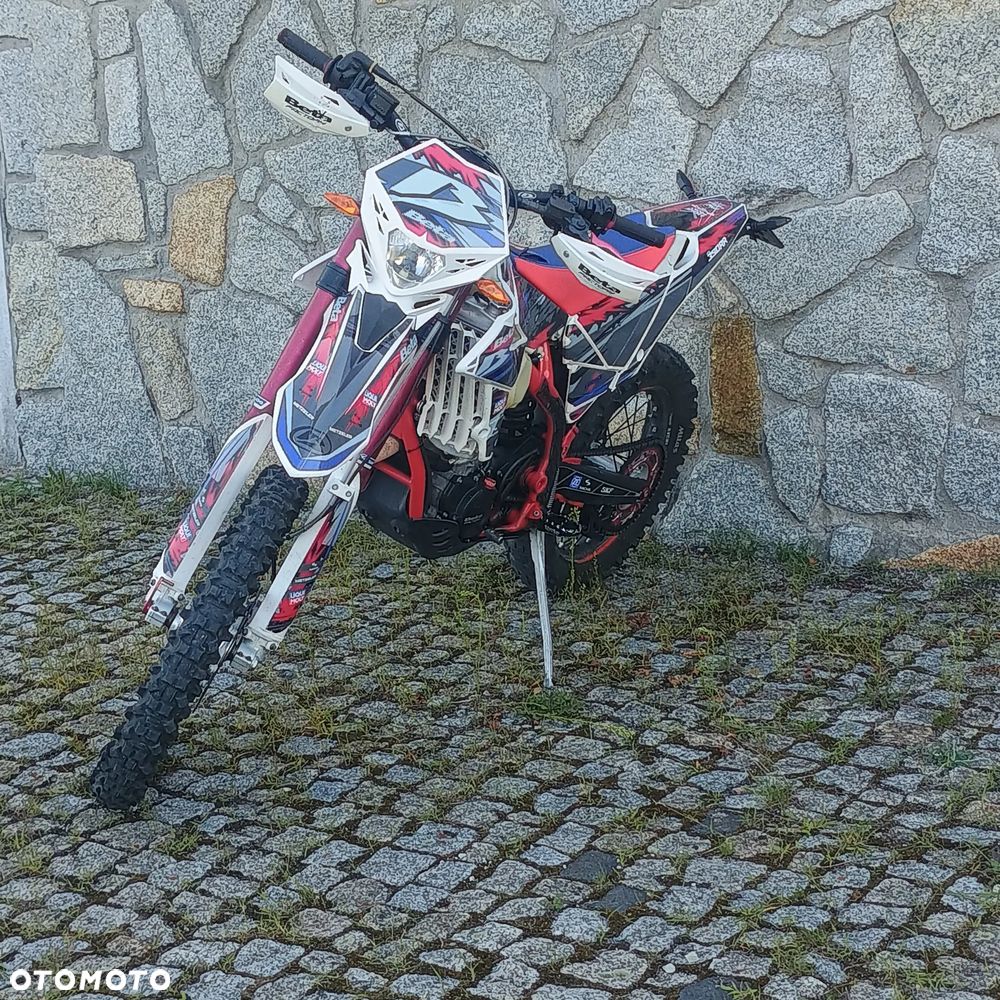 Beta RR - 16