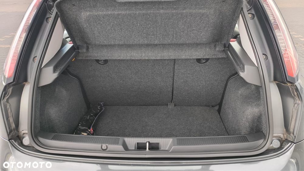 Fiat Punto - 6