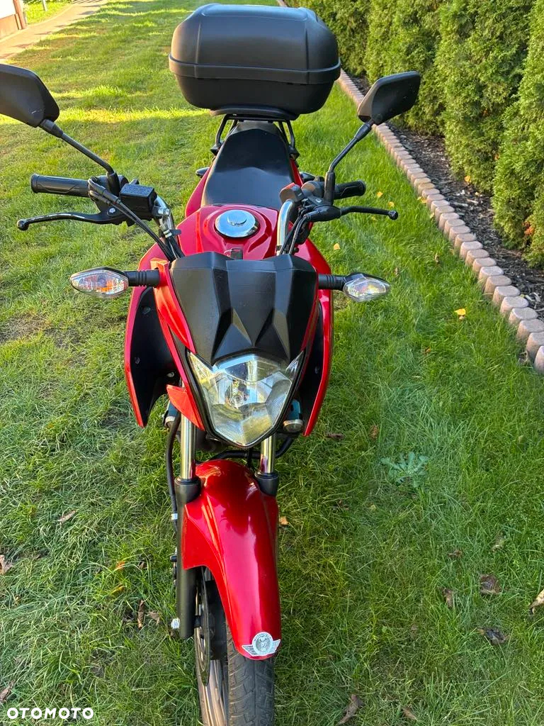 Honda CBF - 4