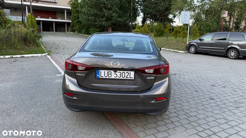 Mazda 3 - 5