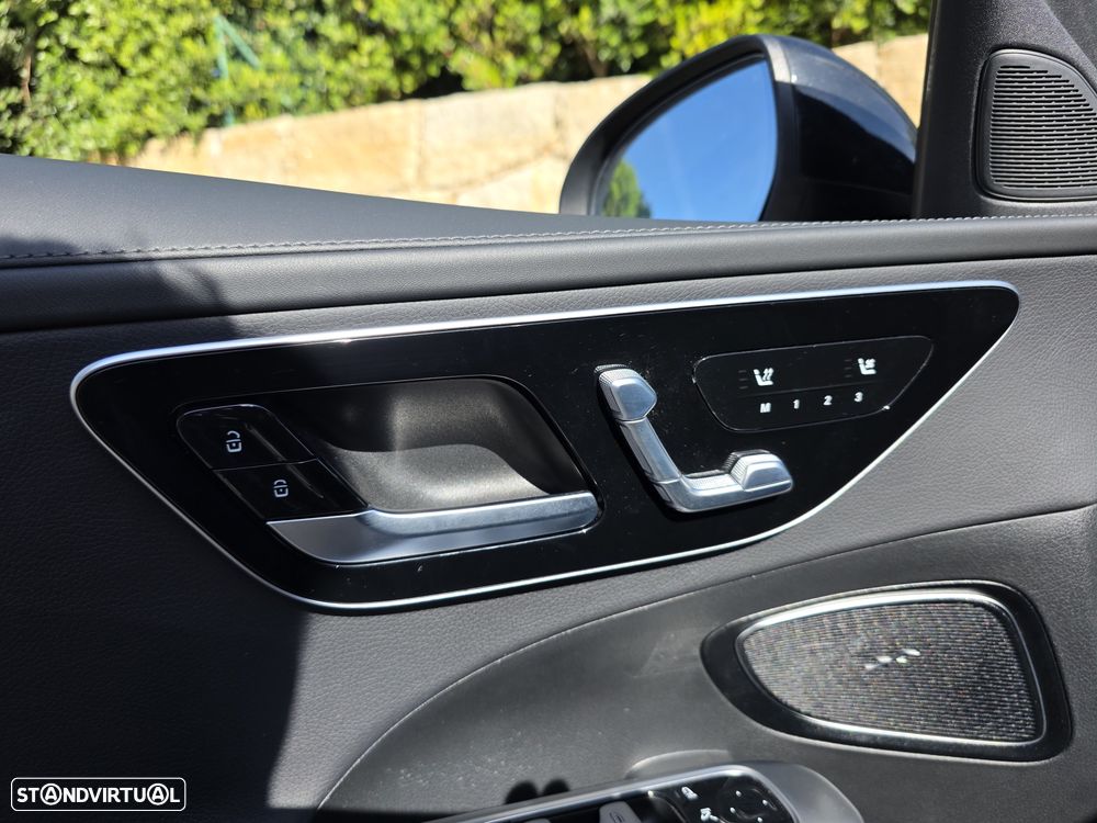 Mercedes-Benz C 300 e T 9G-TRONIC AMG Line - 24