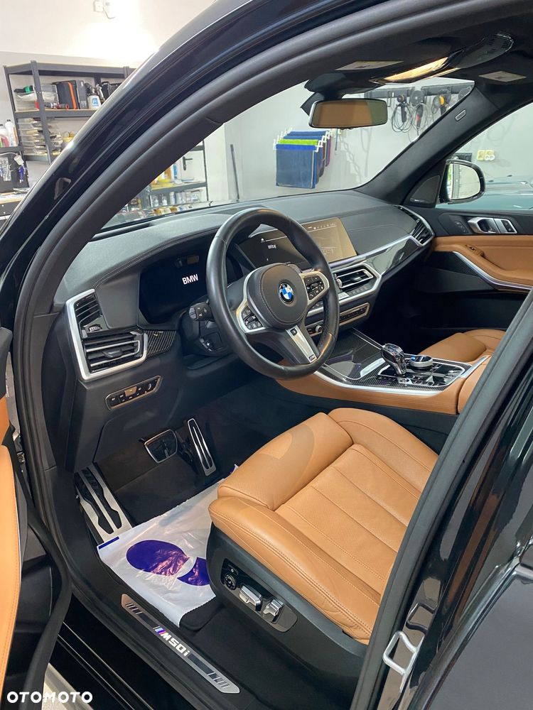 BMW X5 M M50i - 17