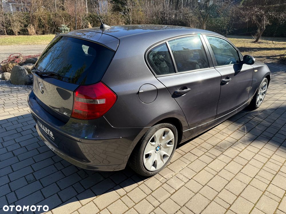 BMW Seria 1 118d DPF - 3