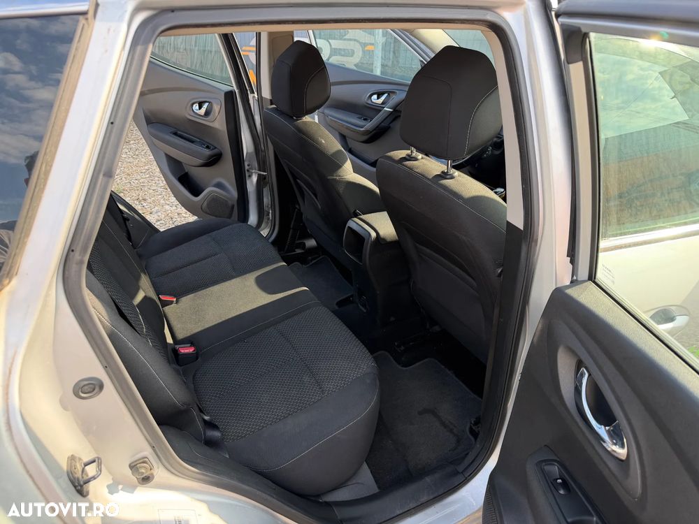 Renault Kadjar 1.6 DCI 4X4 Intens - 9