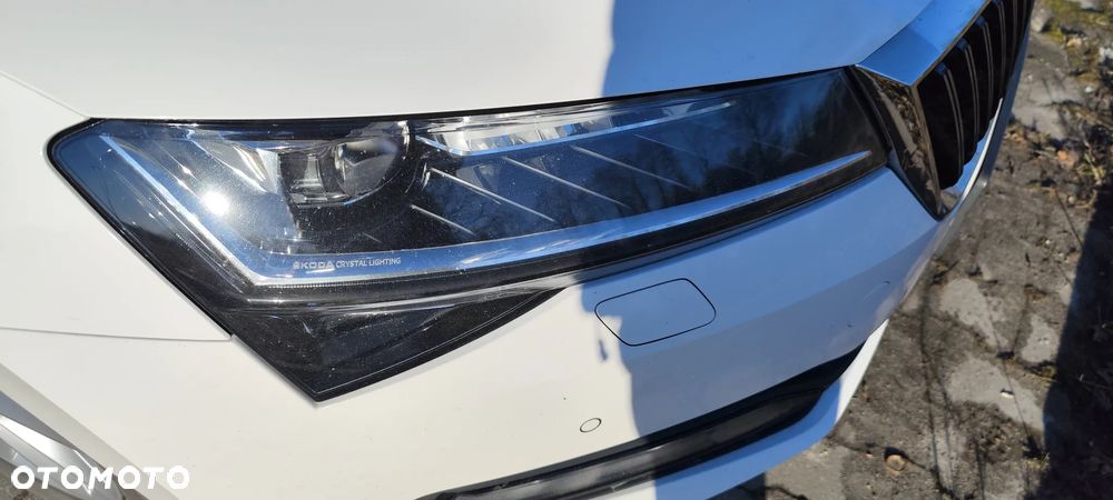 Skoda Superb 2.0 TDI Ambition DSG7 - 13