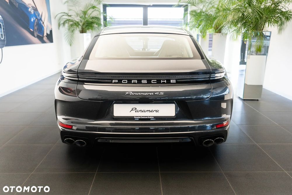 Porsche Panamera 4S E-Hybrid - 5