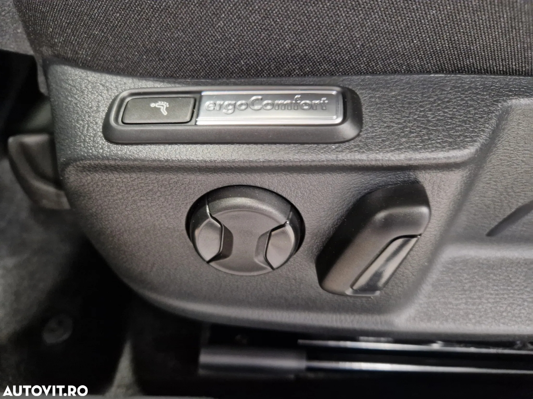 Volkswagen Passat 2.0 TDI SCR DSG Business - 16