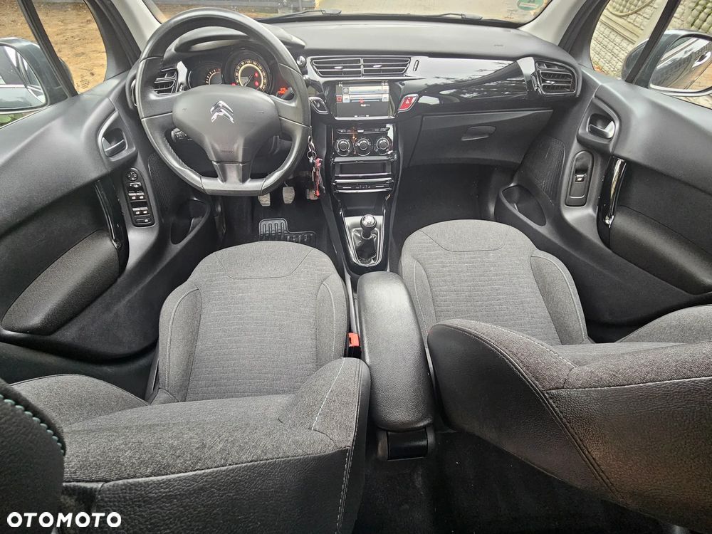 Citroën C3 1.2 PureTech Shine - 17