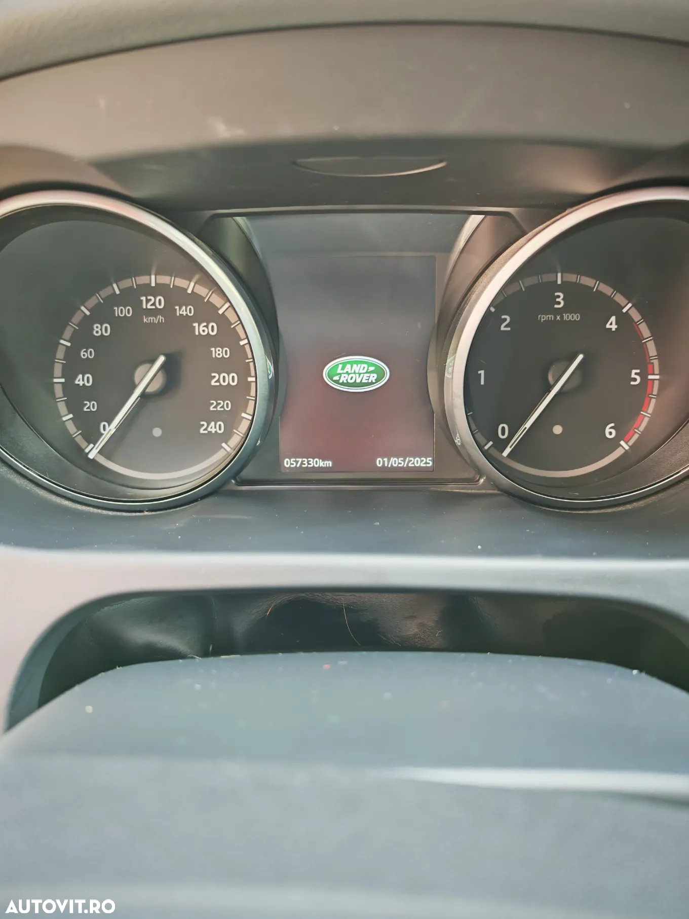 Land Rover Discovery Sport 2.0 l TD4 HSE Aut. - 4