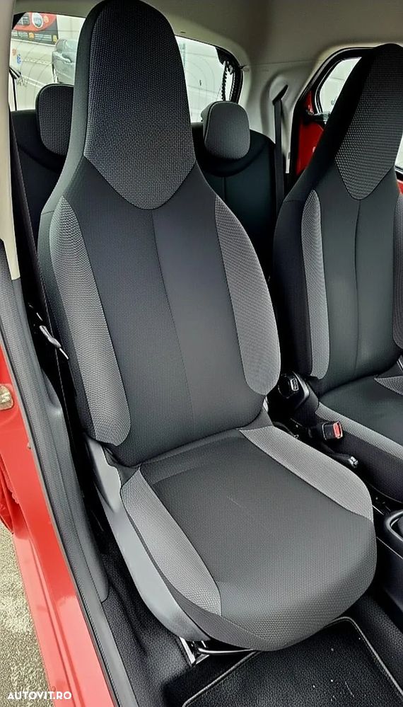 Toyota Aygo 1.0 X - cite Red - 16