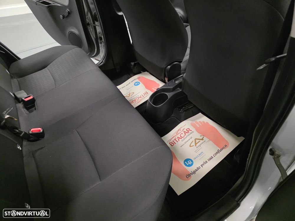 Toyota Yaris 1.4 D-4D ACtive+AC - 30