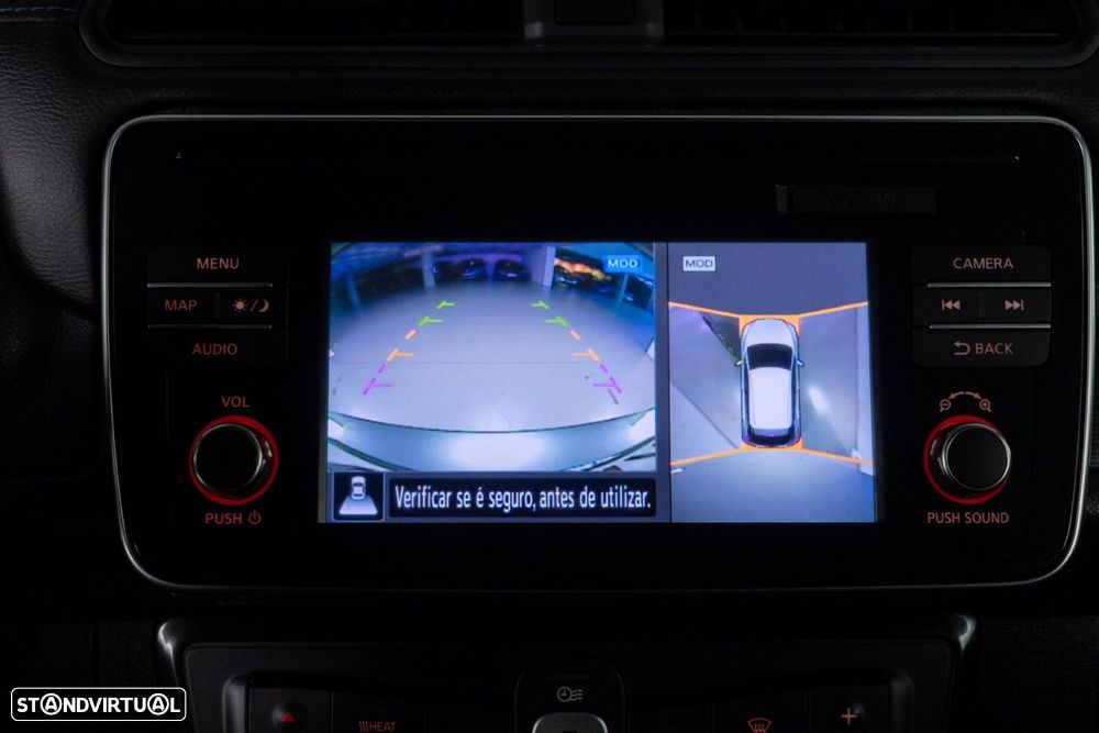 Nissan Leaf N-Connecta - 22