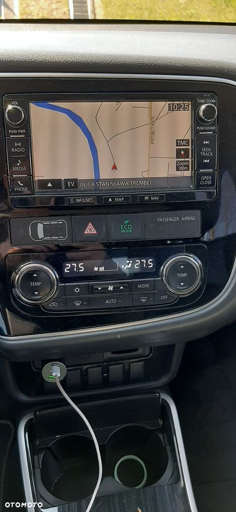 Mitsubishi Outlander 2.0 4WD Plus - 14