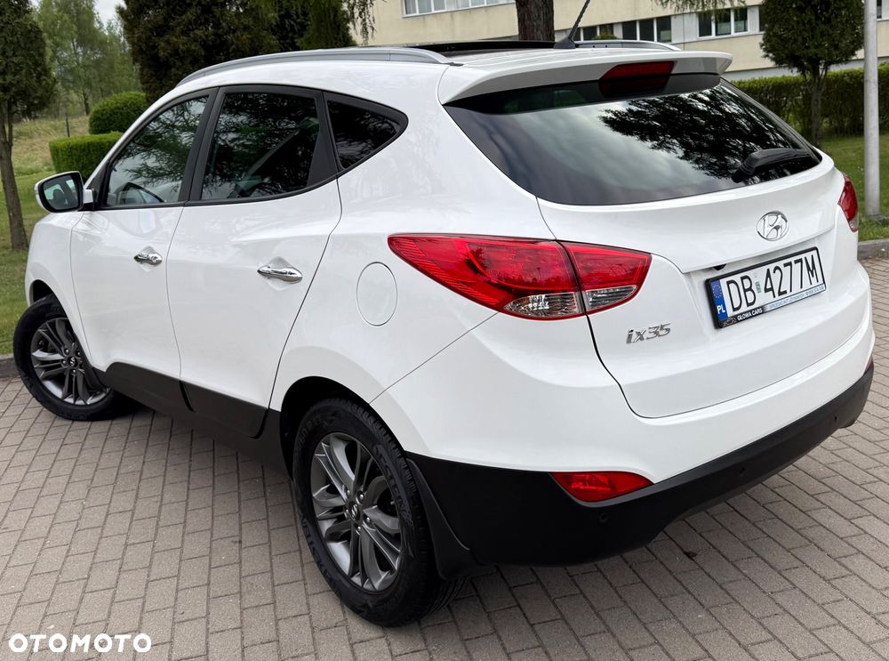 Hyundai ix35 1.6 2WD Fifa World Cup Edition - 24