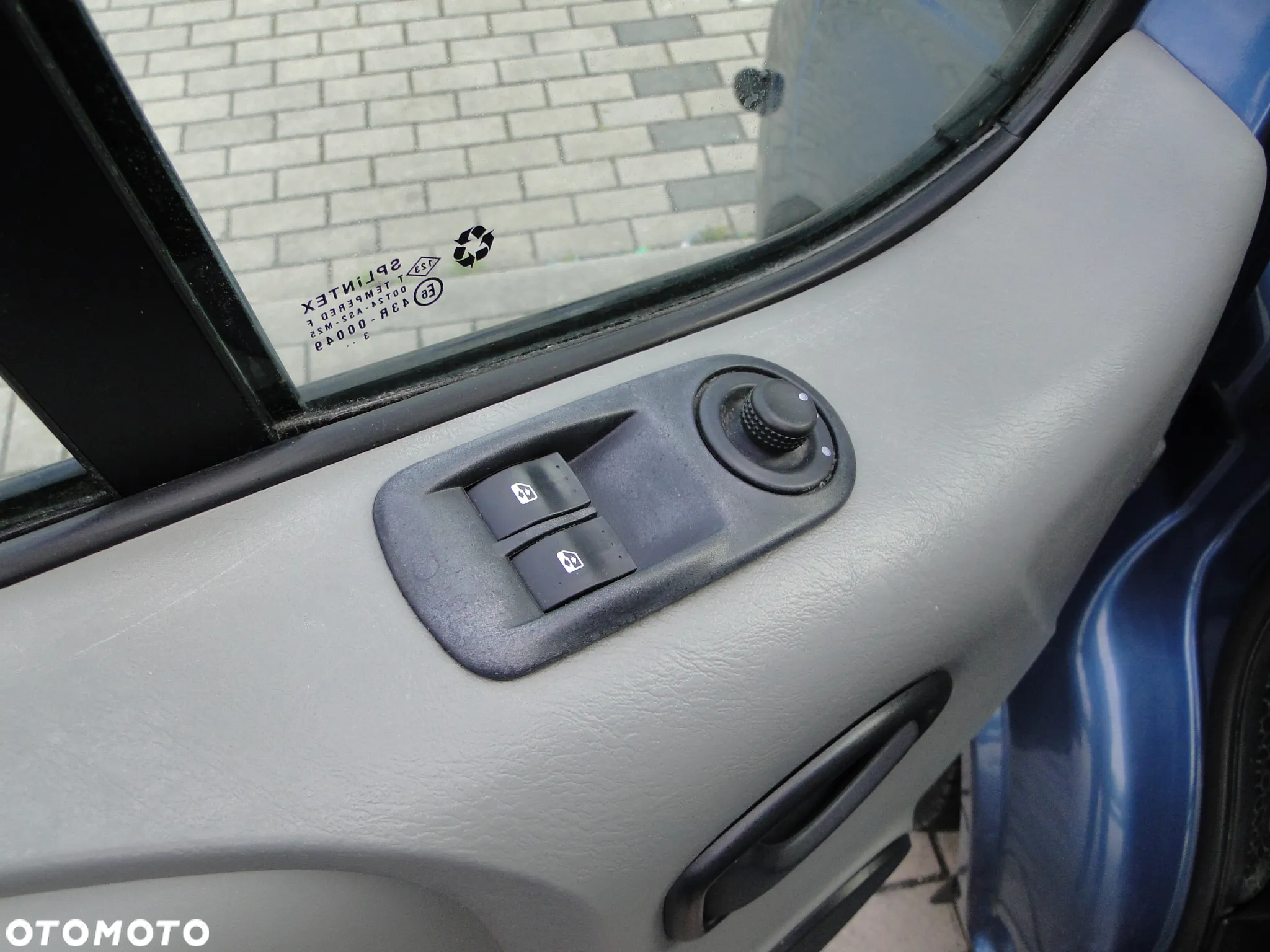 Renault Trafic - 11