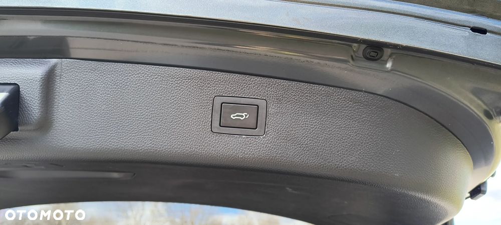 Hyundai i40 1.7 CRDi Premium - 17