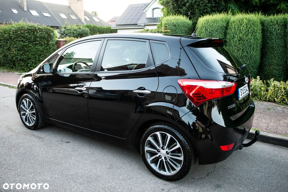 Hyundai ix20 1.6 Premium blue - 12