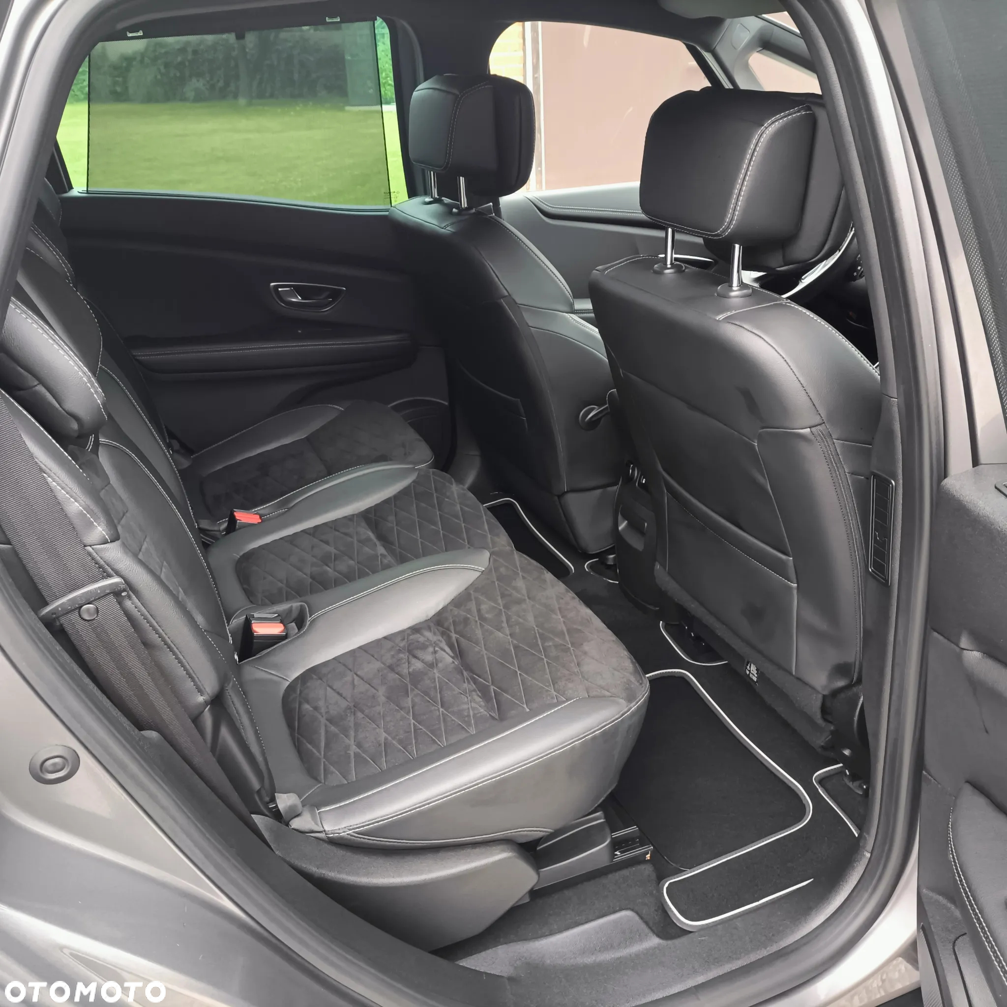 Renault Scenic 1.3 TCe Energy Bose EDC - 33