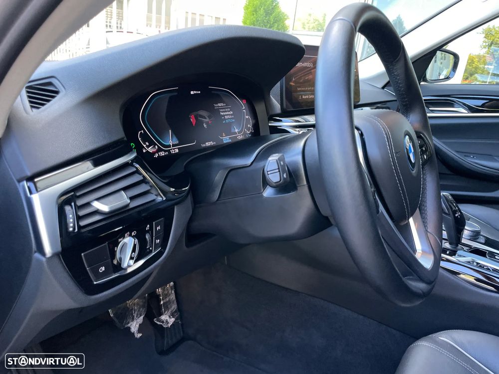 BMW 520 e - 17