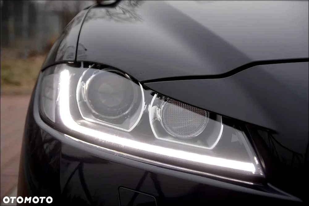 Jaguar F-Pace 2.0 i4D AWD Prestige - 36