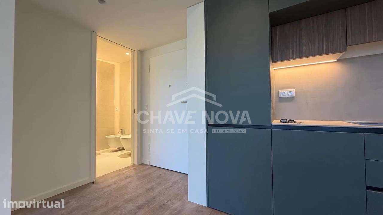 Apartamento T1 NOVO Varanda Garagem Gym CO - Grande imagem: 2/10
