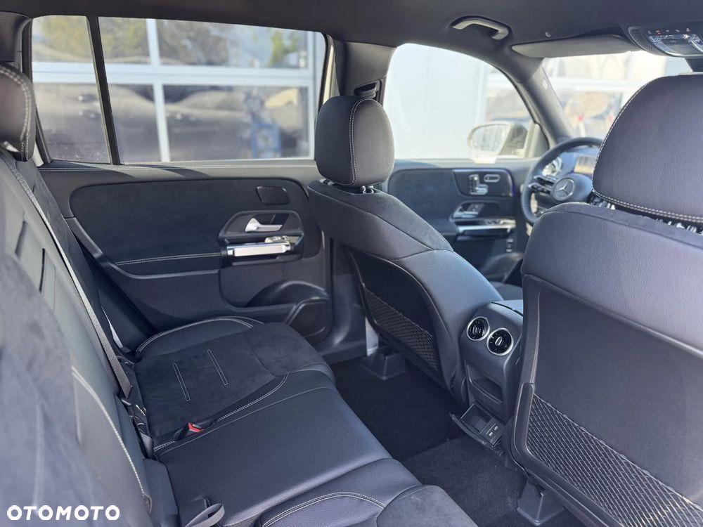 Mercedes-Benz GLB 220 4Matic 8G-DCT Special Edition - 18