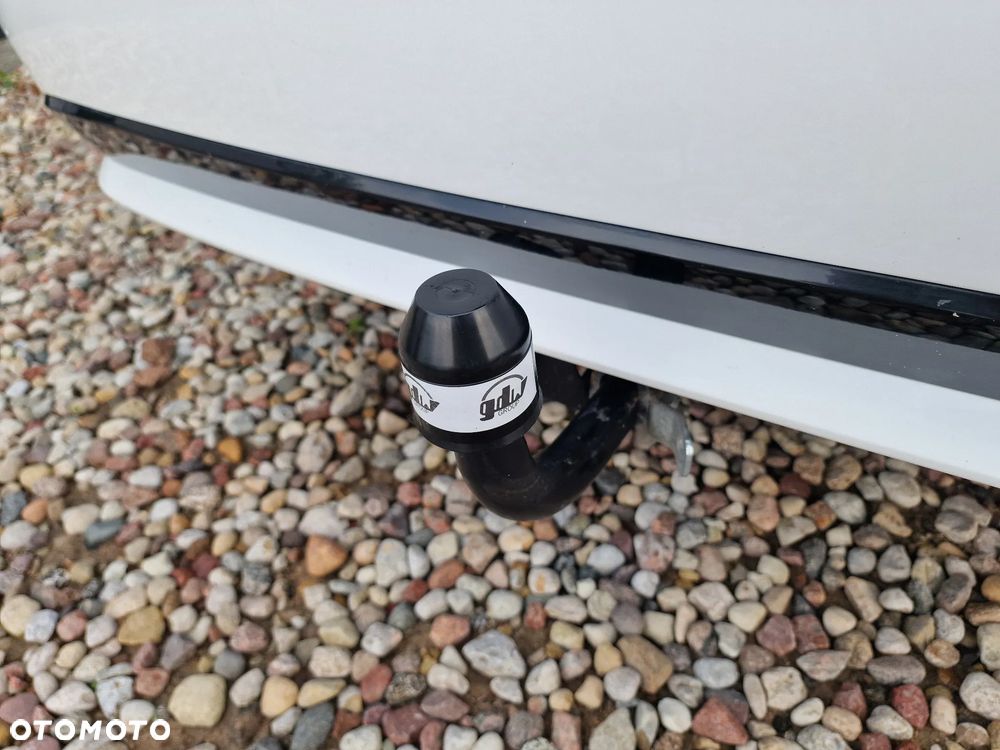 Toyota Corolla 1.8 Hybrid Selection - 16