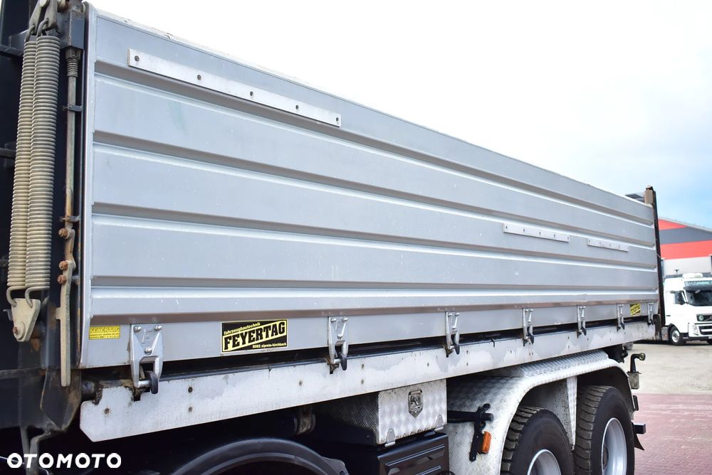 Renault Kerax 460 DXI Wywrotka 3-Str. 8x4 / Euro 5/ Manual/ Bordmatic/ Lander/Premium/ Sprowadzony z Austrii ! - 9