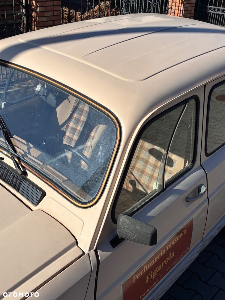 Renault 4 - 2