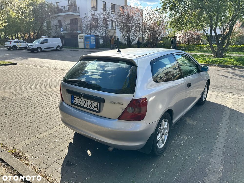 Honda Civic 1.4i LS - 4