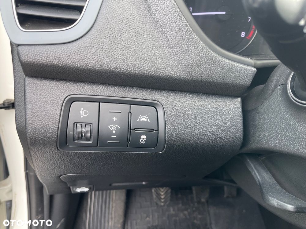 Hyundai i20 1.2 BlueDrive Elegant - 18