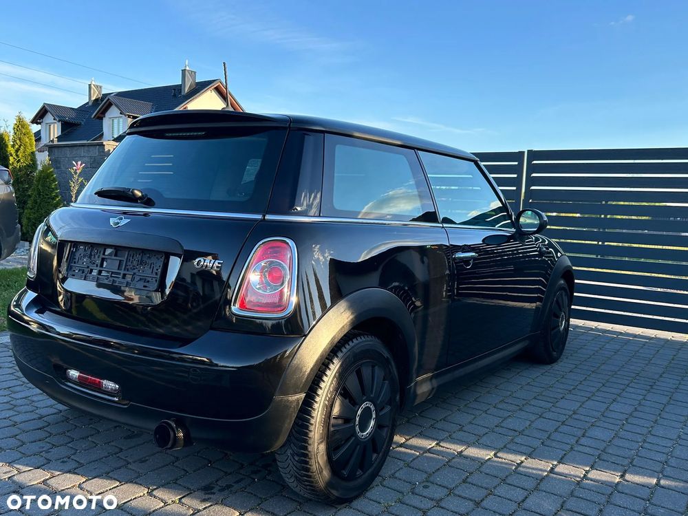 MINI ONE - 34