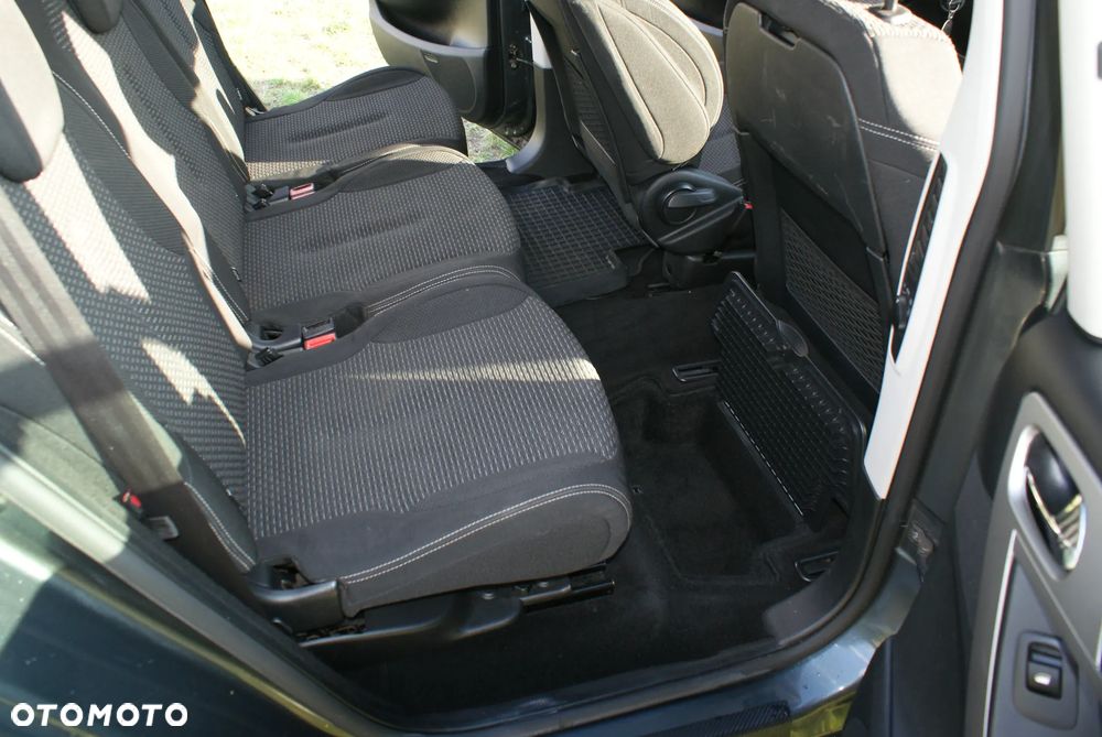 Citroën C4 Picasso 1.6 HDi Seduction - 6