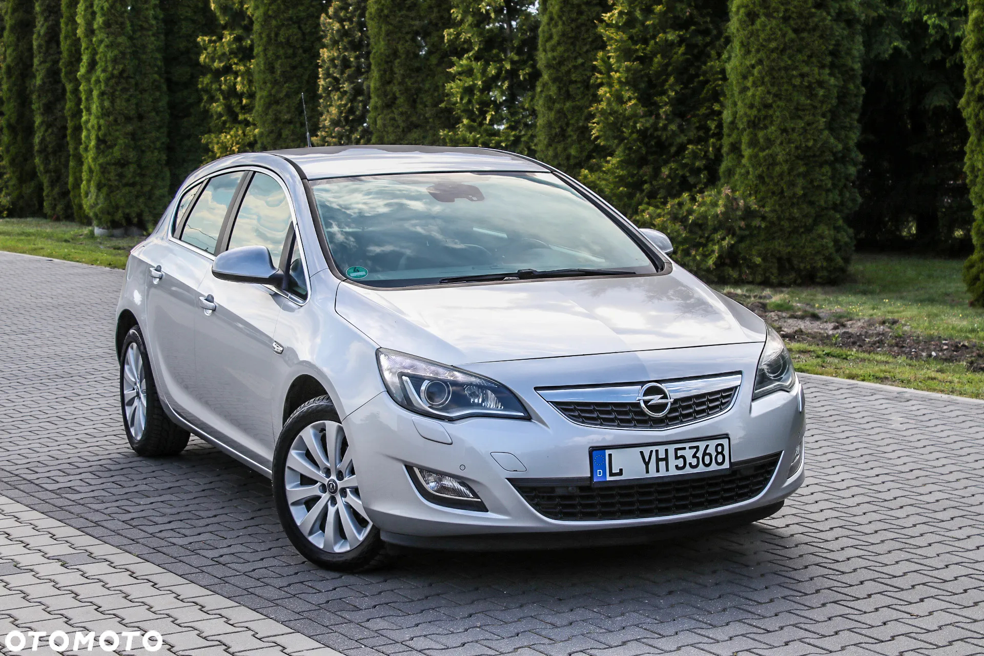 Opel Astra 1.4 Turbo Cosmo - 10