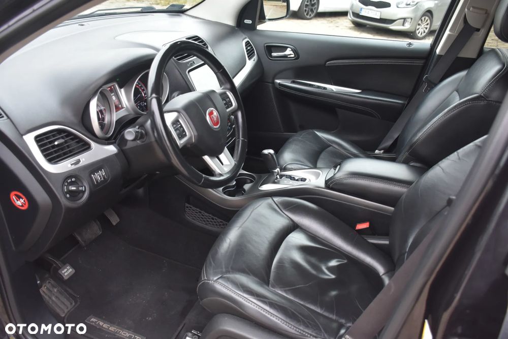 Fiat Freemont 2.0 Multijet 16V DPF Automatik Allrad Black Code - 13