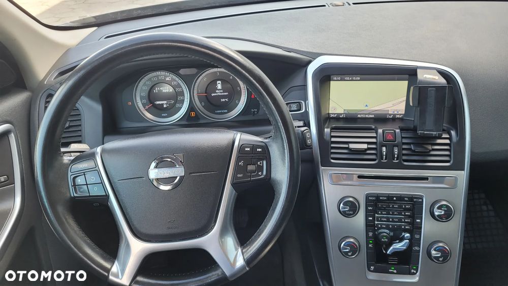 Volvo XC 60 D4 Momentum - 14