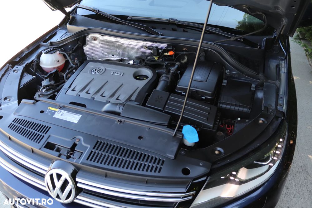 Volkswagen Tiguan 2.0 TDI 4Motion Sport & Style - 9
