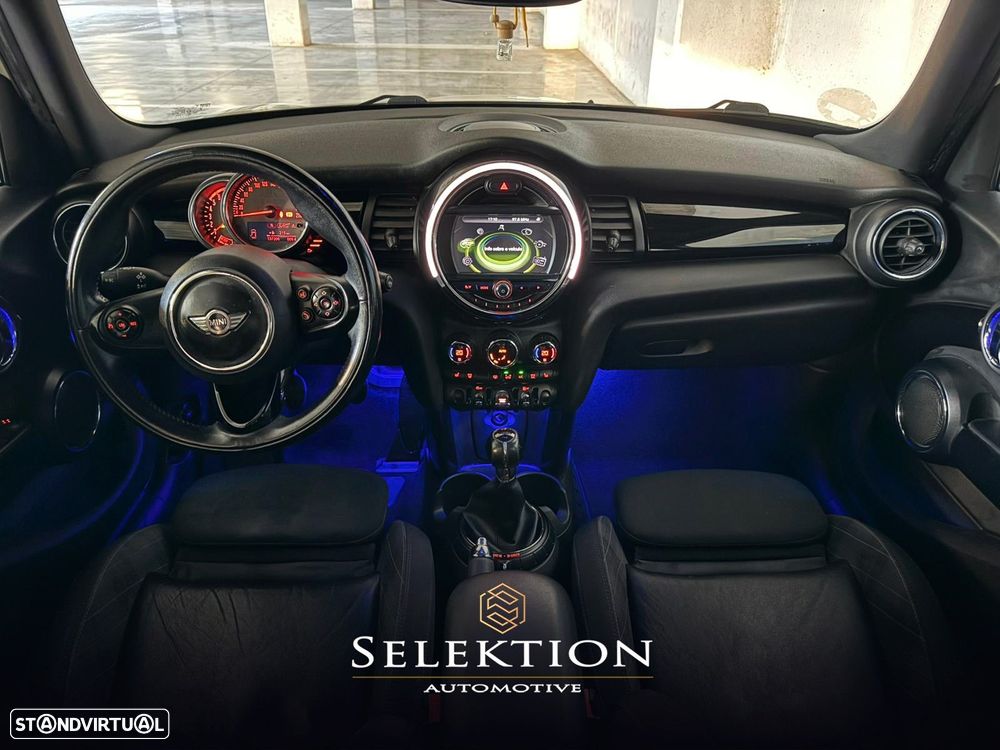 MINI 5 Portas Cooper D - 7