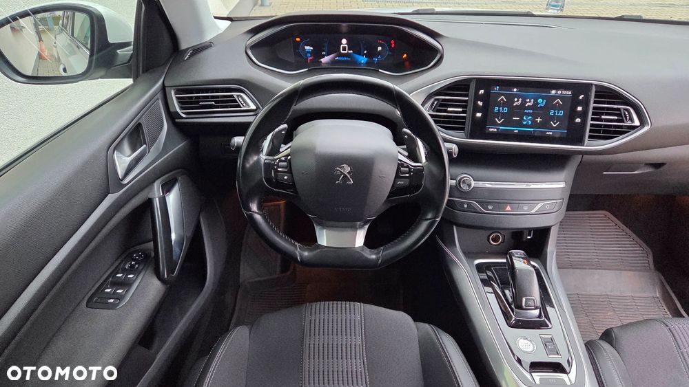 Peugeot 308 1.5 BlueHDi Allure Pack S&S EAT8 - 15