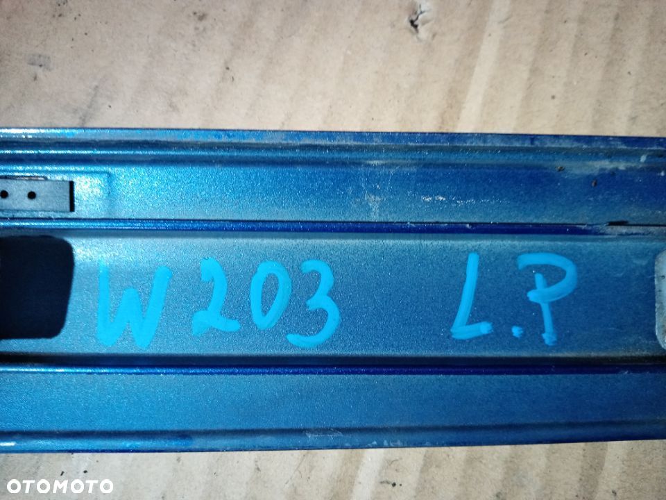 Listwa drzwi lewy przód Mercedes C-Klasa W203 A2036904962 - 5