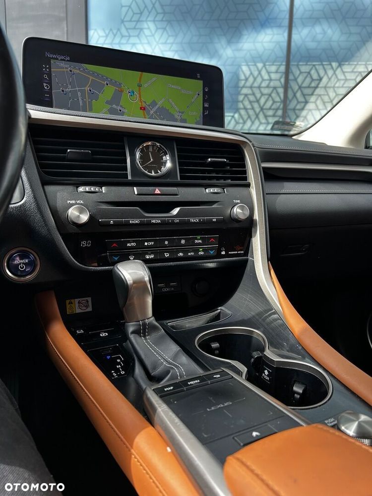 Lexus RX 450h Prestige MY19 - 11