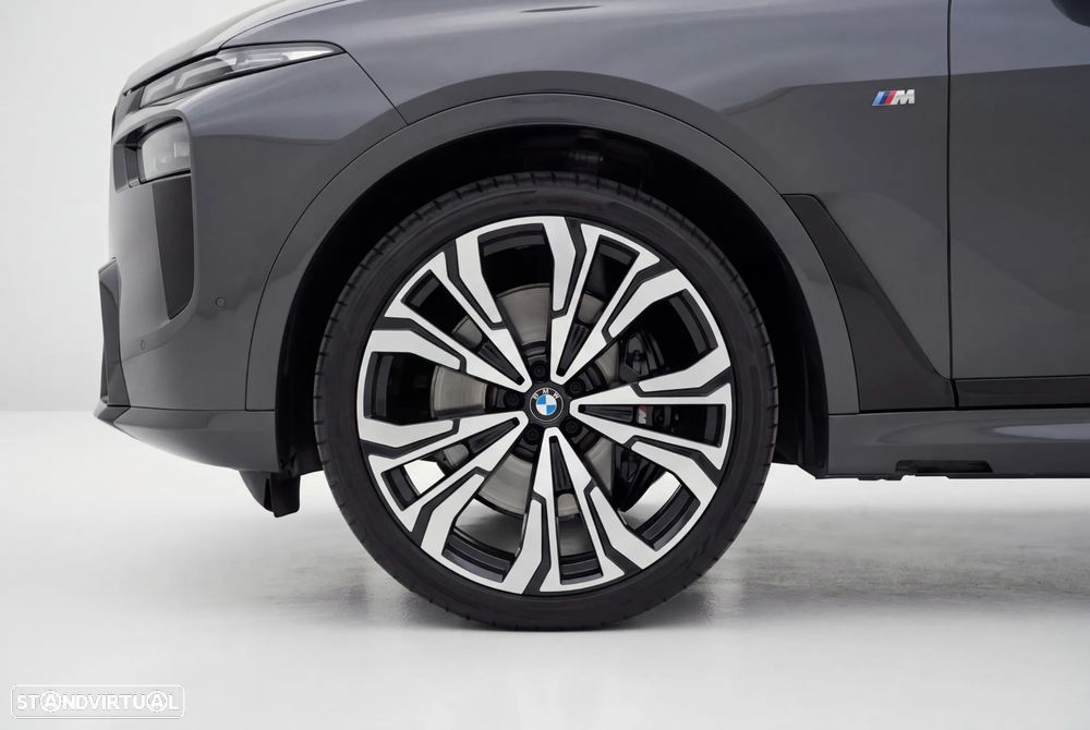 BMW X7 40 d xDrive Pack M Desportivo - 3