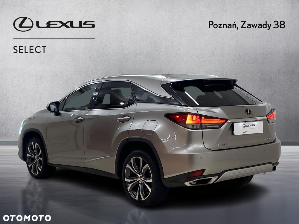 Lexus RX - 9