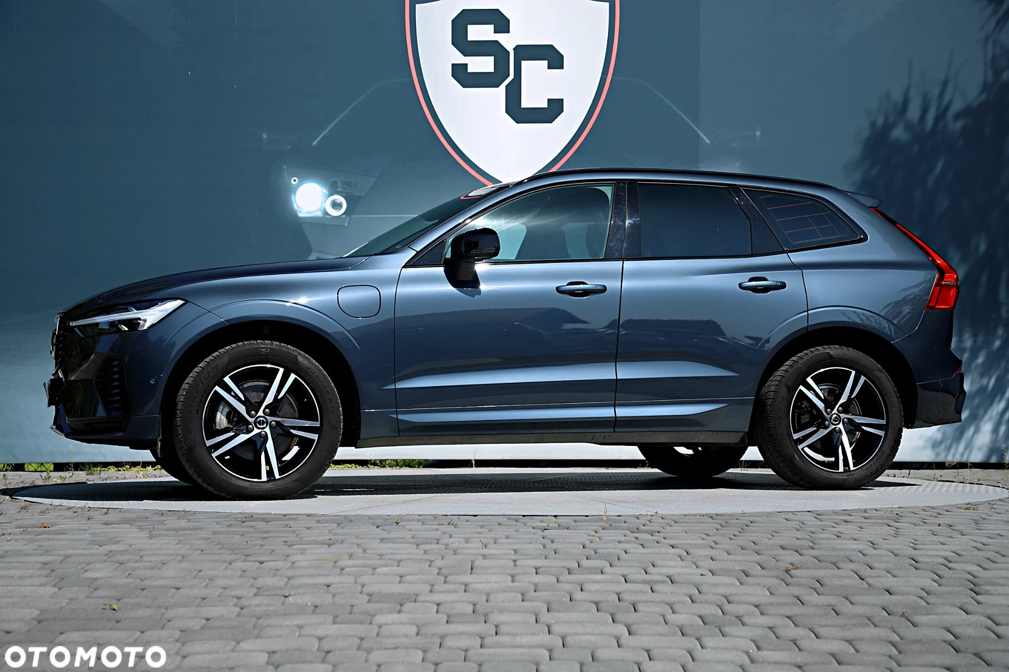 Volvo XC 60 T8 Plug-In Hybrid AWD R-Design - 5