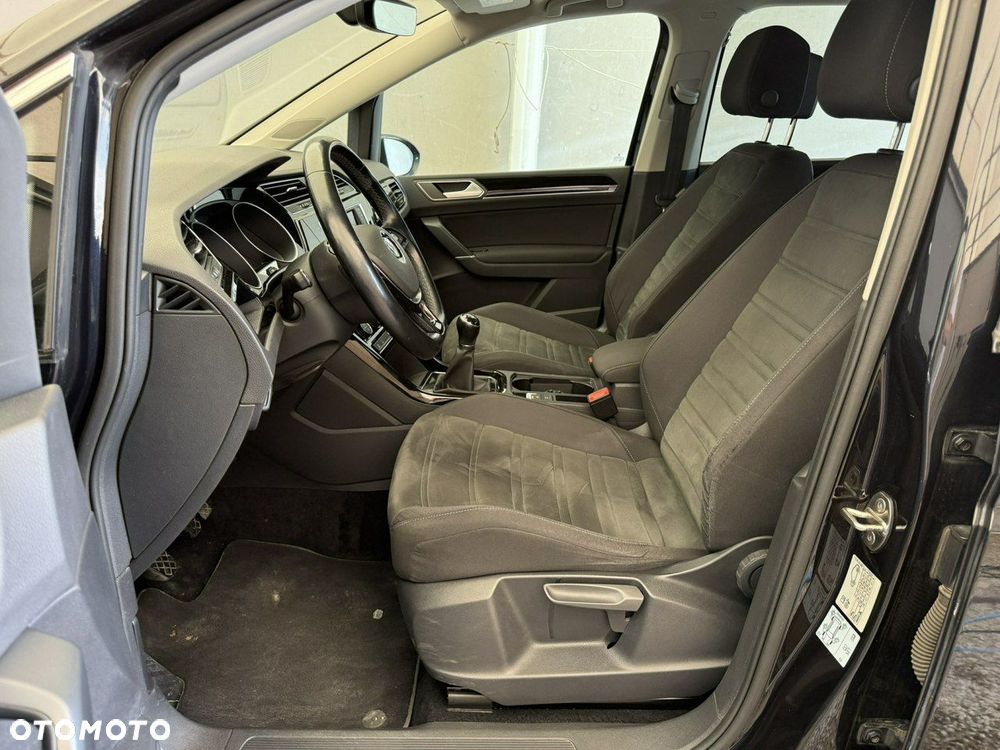 Volkswagen Touran 1.6 TDI BMT Comfortline - 9
