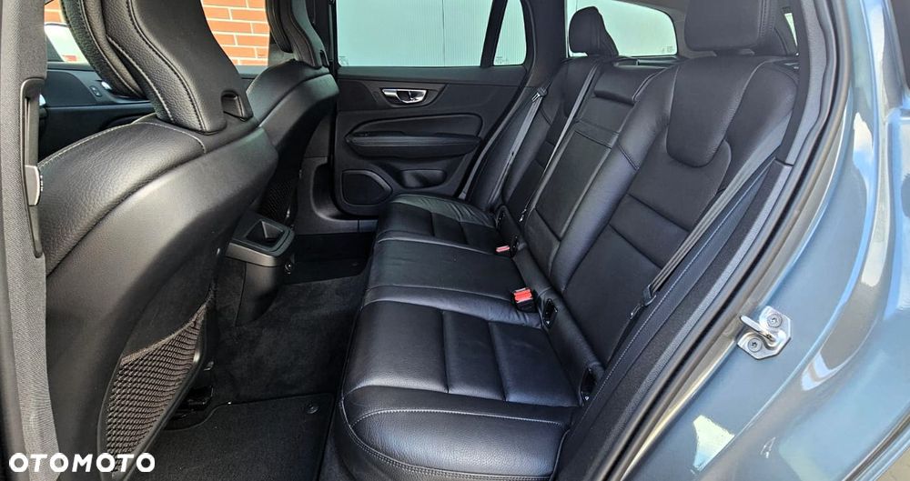 Volvo V60 B3 B Geartronic Momentum Pro - 34