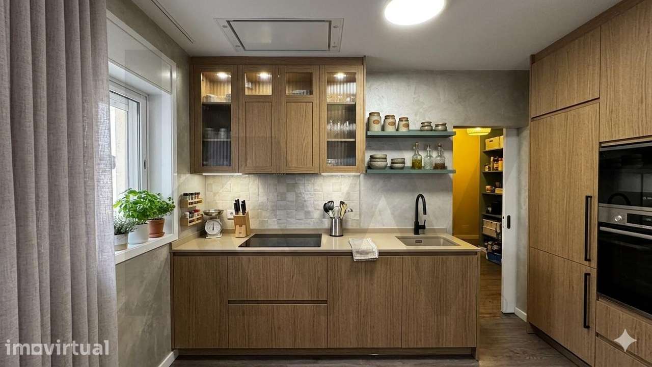Apartamento T1 com Garagem e Arrumo – Muito Próximo do Centro de Íl - Grande imagem: 4/24
