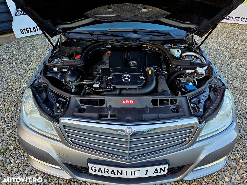 Mercedes-Benz C 180 CGI BlueEFFICIENCY - 13