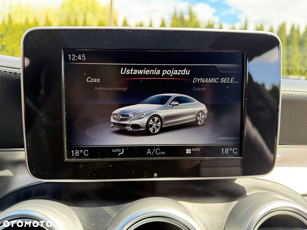 Mercedes-Benz Klasa C 200 9G-TRONIC - 36