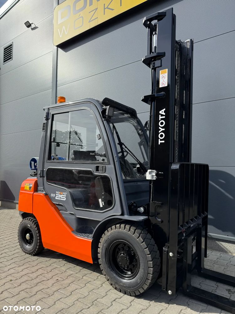 Toyota 02-8FGF25 - 3